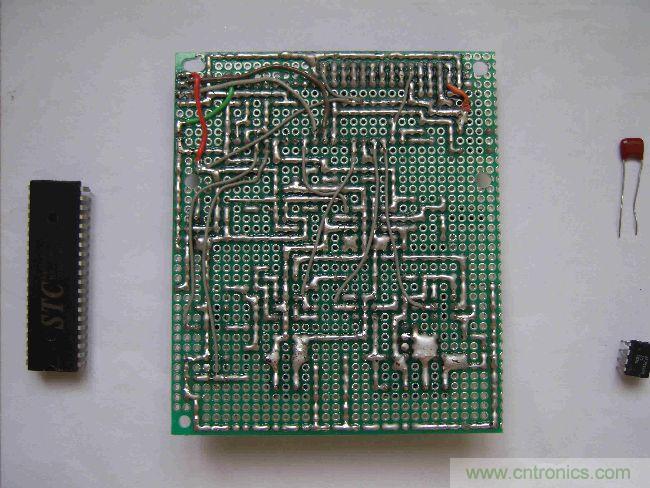 DIY集電容、電感和頻率為一體的測量儀器