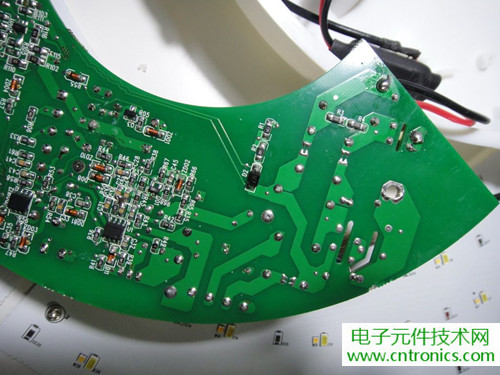 高端大氣上檔次！智能遙控調光LED吸頂燈拆解