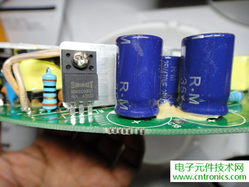 高端大氣上檔次！智能遙控調光LED吸頂燈拆解