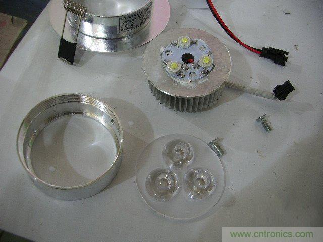 DIY：大雄家的路燈，帶你找回童年的記憶