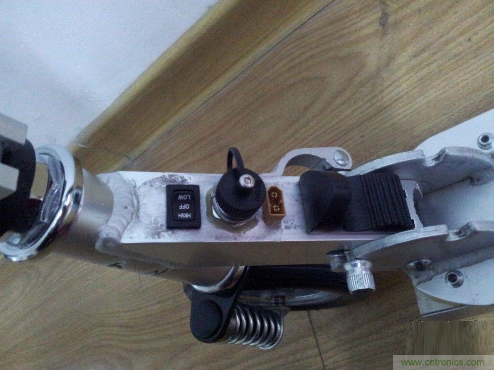 能工巧匠!DIY屬于你的電動滑板車!