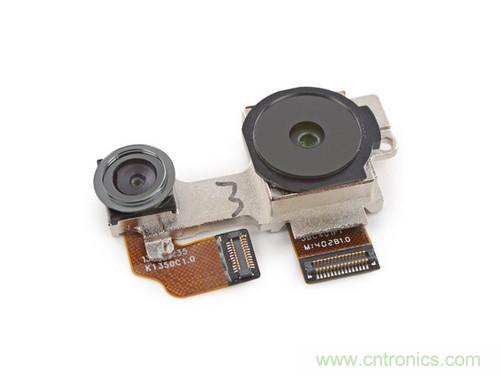 牛人強拆!新HTC One(M8)真機精密做工難修理