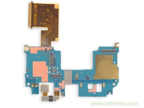 牛人強拆!新HTC One(M8)真機精密做工難修理