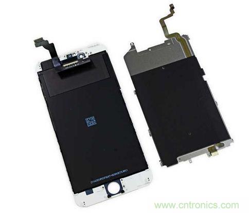 iPhone 6 Plus搭載的高清LED屏幕尺寸為5.5英寸，像素密度為401ppi，并采用了IPS（平面轉換）技術。（來源：iFixit）