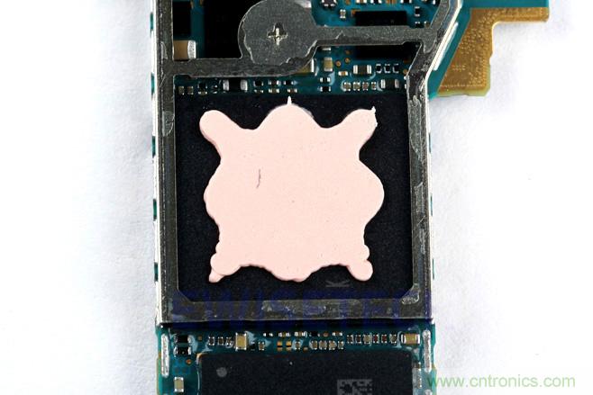 Galaxy Note5拆解,與S系列差距日漸模糊