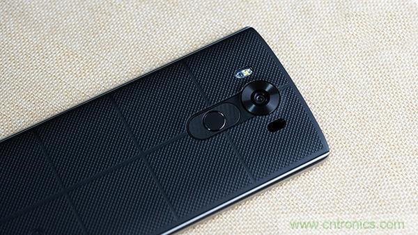業(yè)界良心 LG V10 評測:剛毅、冷峻，不失人性化