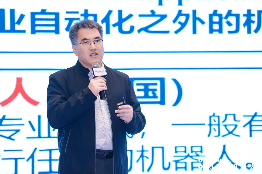 大咖齊聚，智啟新篇 | OFweek 2025（第十四屆）中國(guó)機(jī)器人產(chǎn)業(yè)大會(huì)圓滿收官！